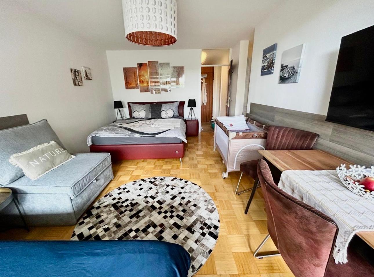Sunset View Apartment With Logia Ettlingen Buitenkant foto